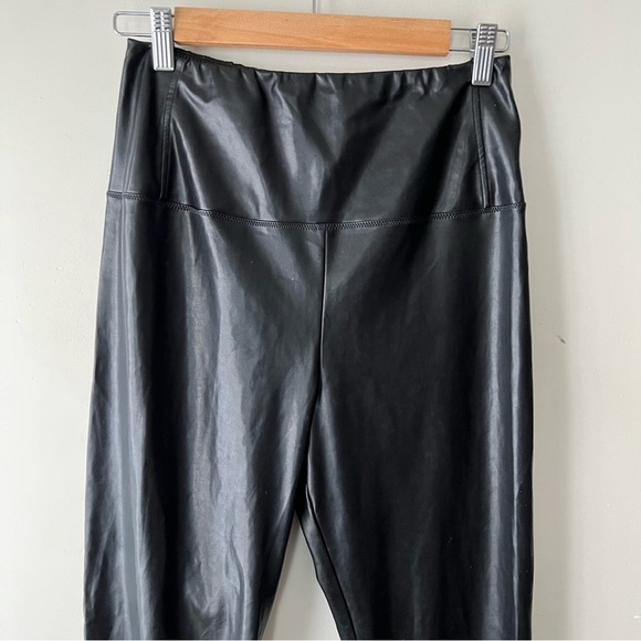 Aritzia Wilfred Free Daria Pant Faux Vegan Leather Black High Rise SZ Large Tall - Picture 4 of 11